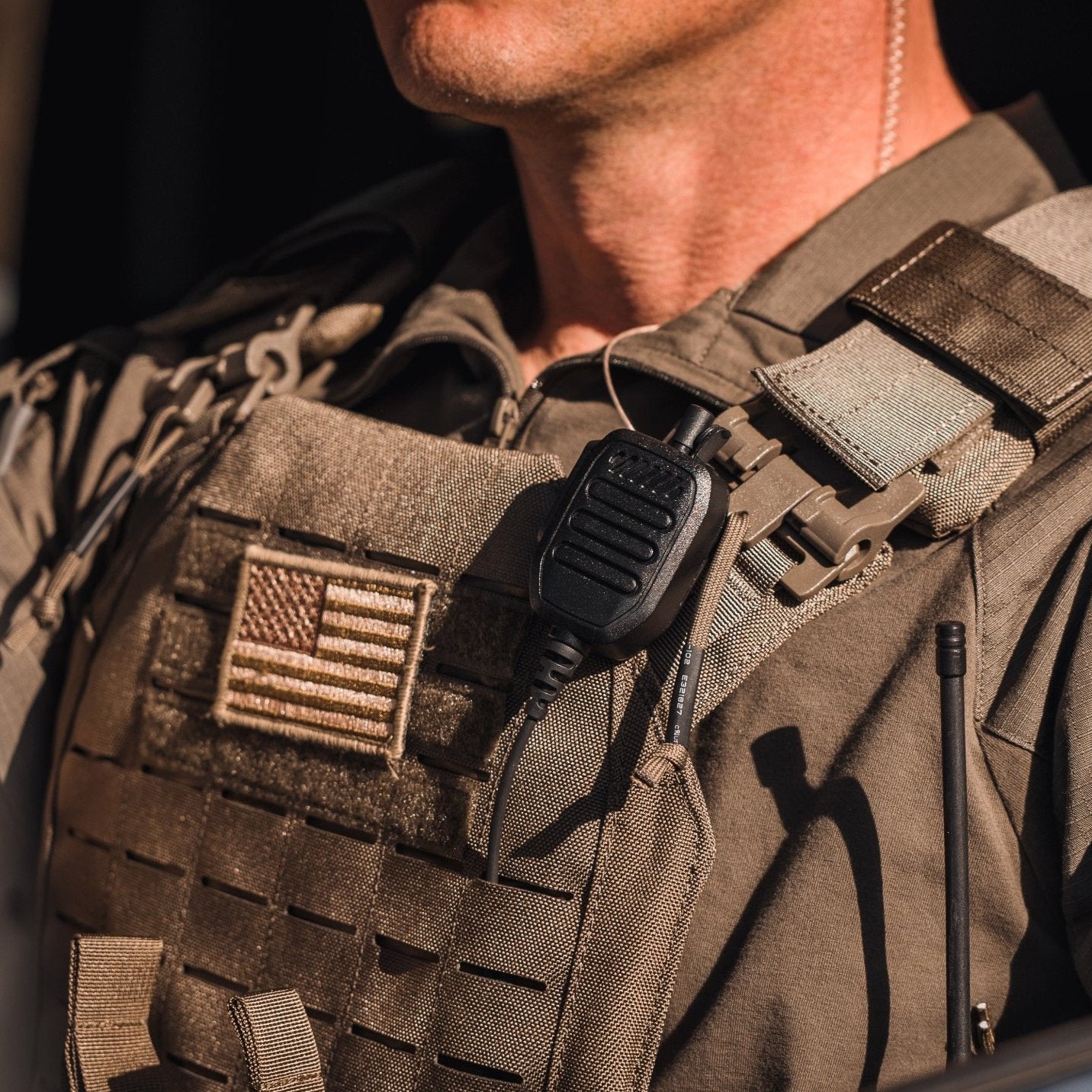 TRIAD™ Waterproof (IP68) PTT/Mic, Quick Disconnect, HDLO™ Earpiece - Sheepdog Microphones