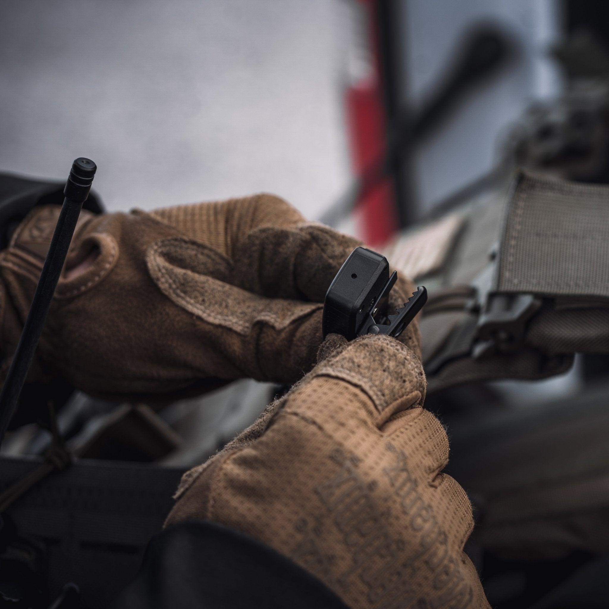 CYCLONE2™ Waterproof (IP67) PTT/Mic, Quick Disconnect, HDLO Earpiece (ALLIGATOR Clip) - Sheepdog Microphones